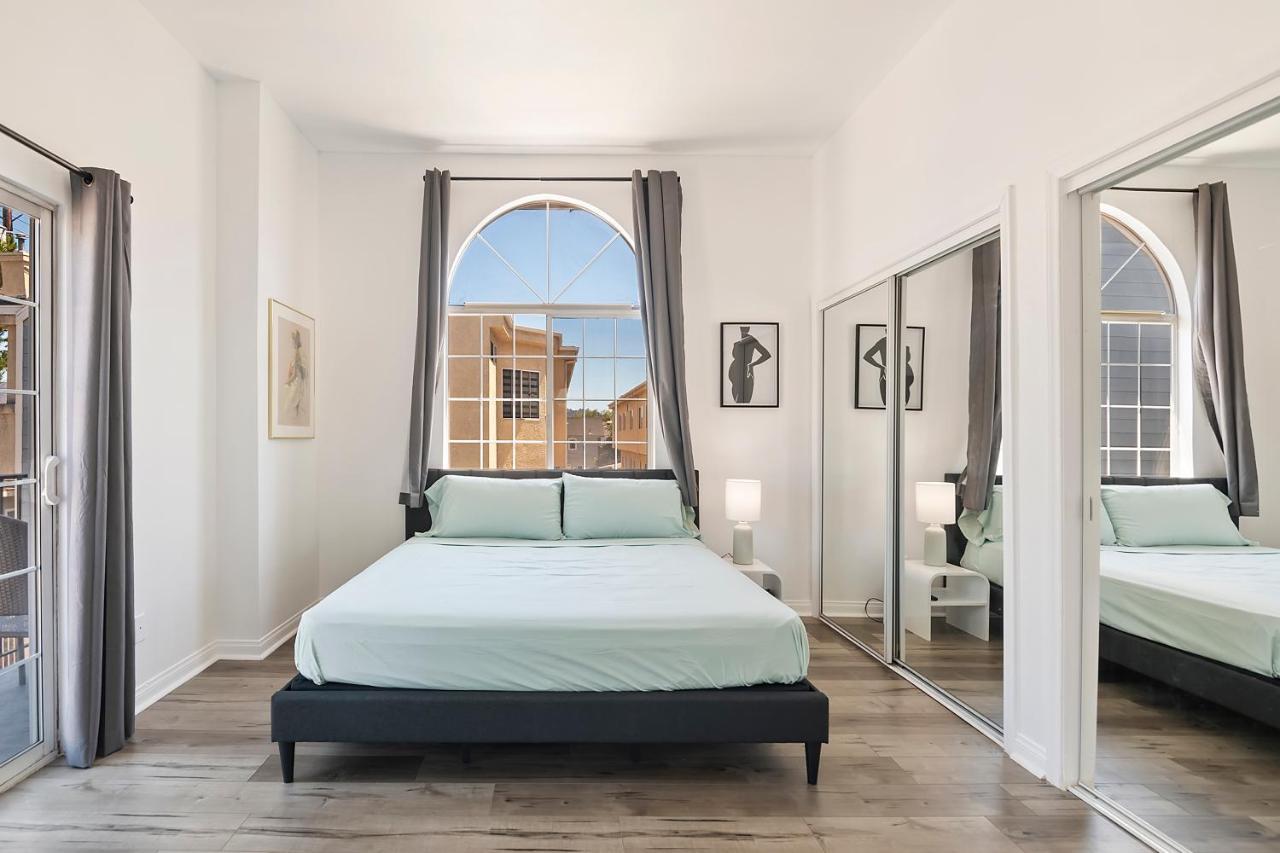 Spacious Private Gated Modern Loft Close To Universal Studio And Hollywood Los Angeles Kültér fotó