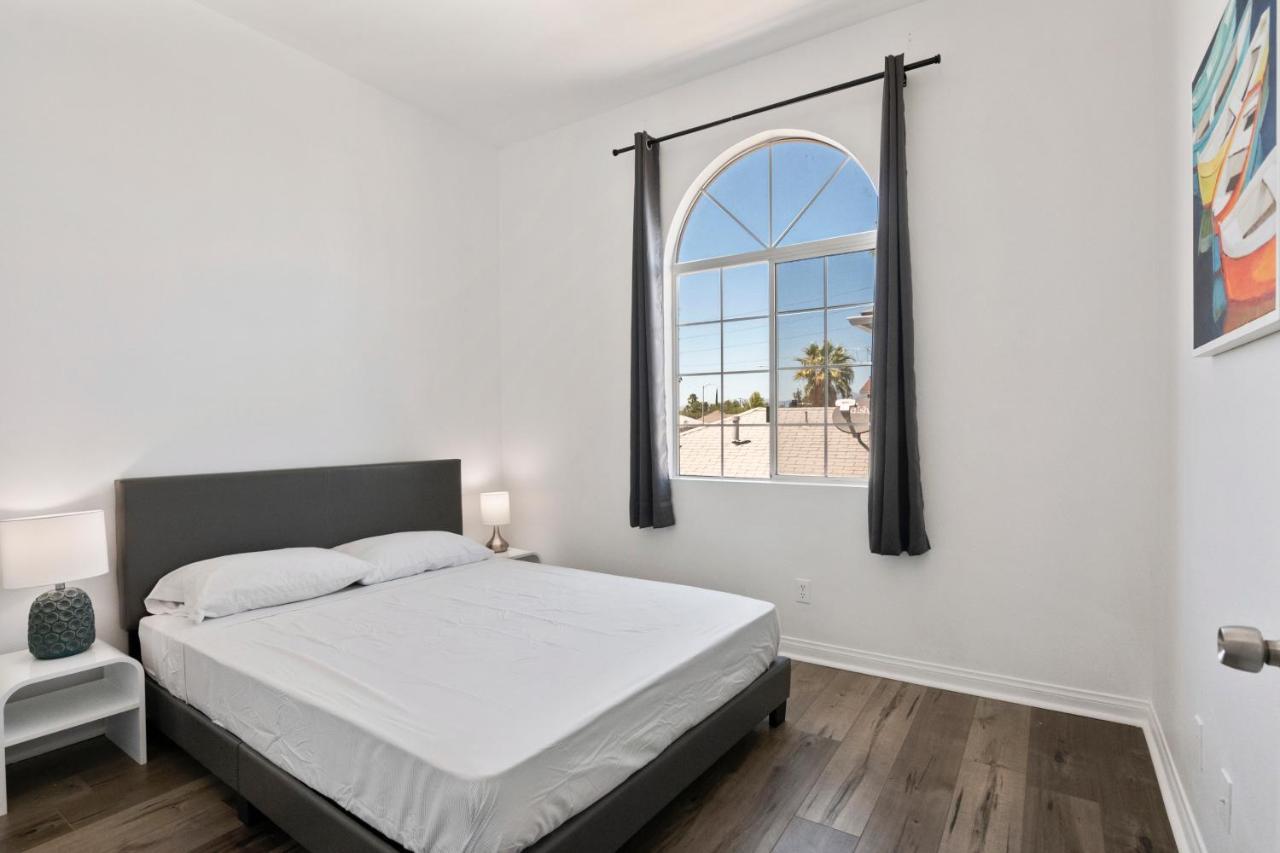 Spacious Private Gated Modern Loft Close To Universal Studio And Hollywood Los Angeles Kültér fotó